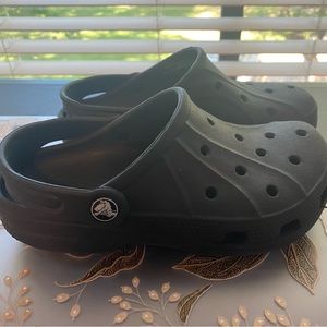 Crocs Classic Clog Size J2